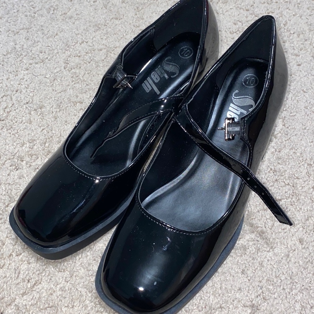 Heeled Mary Janes